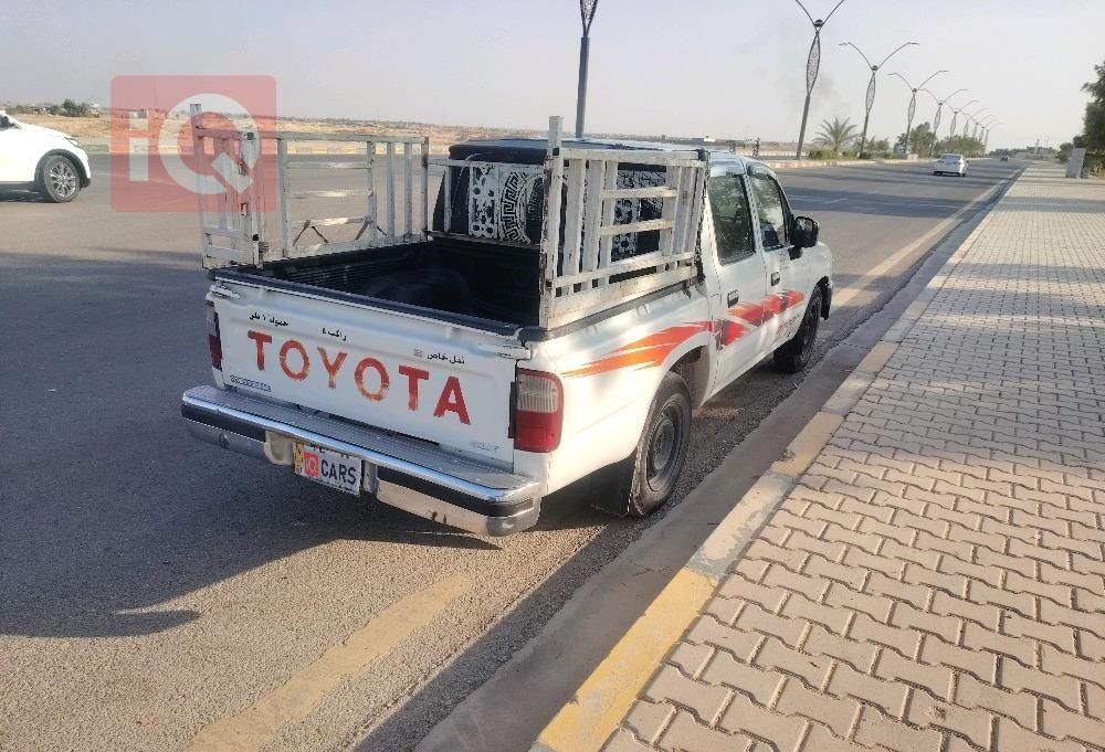 تويوتا هايلوكس